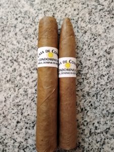 casadecompai_two_cigars